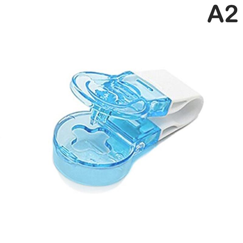 1pcs New Portable Pill Taker Anti Pollution Artifact Medication Dispenser Pill Taker Cup Organizer for Vitamins Pill Popper
