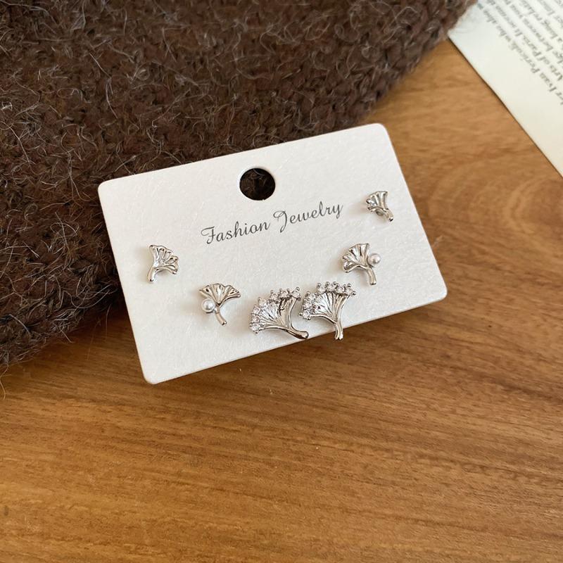 Real gold electroplated silver needle zircon pony stud earrings set natal year fashionable versatile earrings light luxury high-end earrings