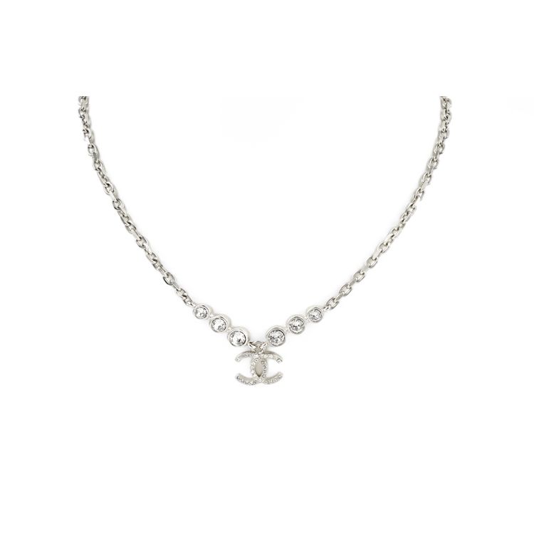 

Chanel 21B Silver Double C Logo Rhinestone Necklace Women necklace AB7026-B06561-NF089 Silver,F