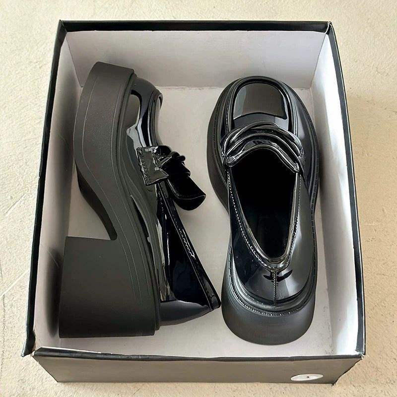 Black Round Head Small Man Increases Height with One Pedal Loafers Women's Spring British Style Platform Small Leather Shoes