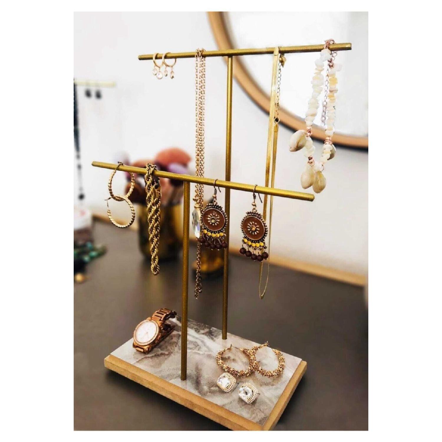 

Gold Gold Gold Jewelry Stand, Integration, Early, Bracelet, Necklace Set, Jewelry Cabinet Editor екрю