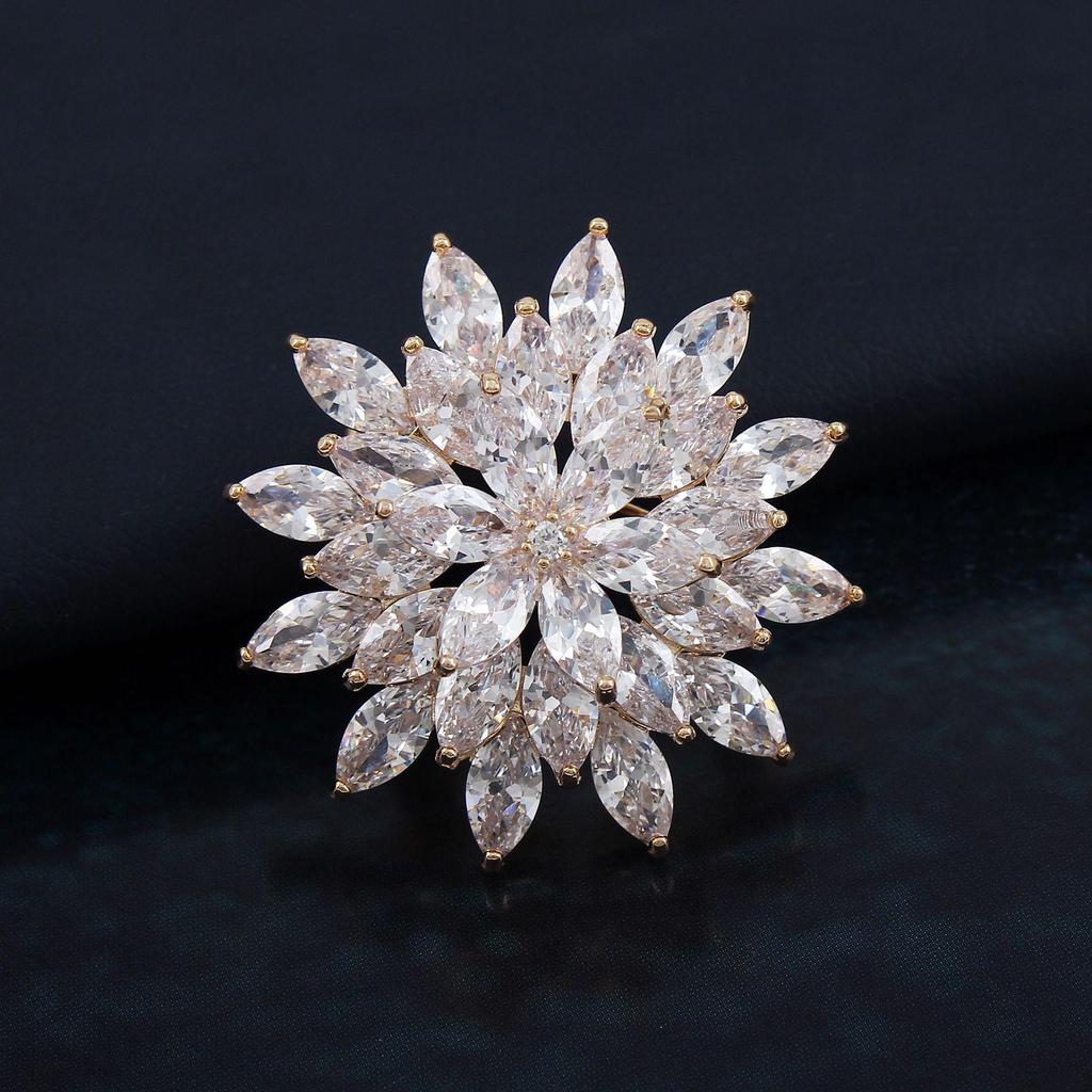 Luxurious Sunflower Brooch with Zirconia Inlay for Women - Premium Suit Lapel Pin.