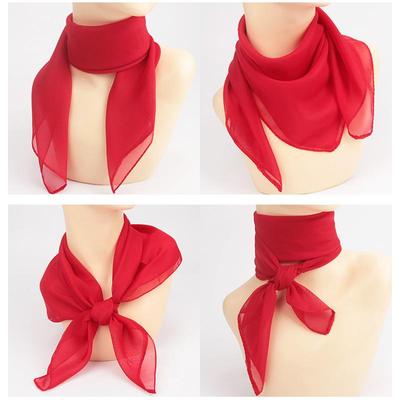 Sciarpa di colore solido in chiffon moda estiva Sciarpa da donna con collo quadrato Sciarpa quadrata Scialli per capelli femminili Fasce per fazzoletti da collo