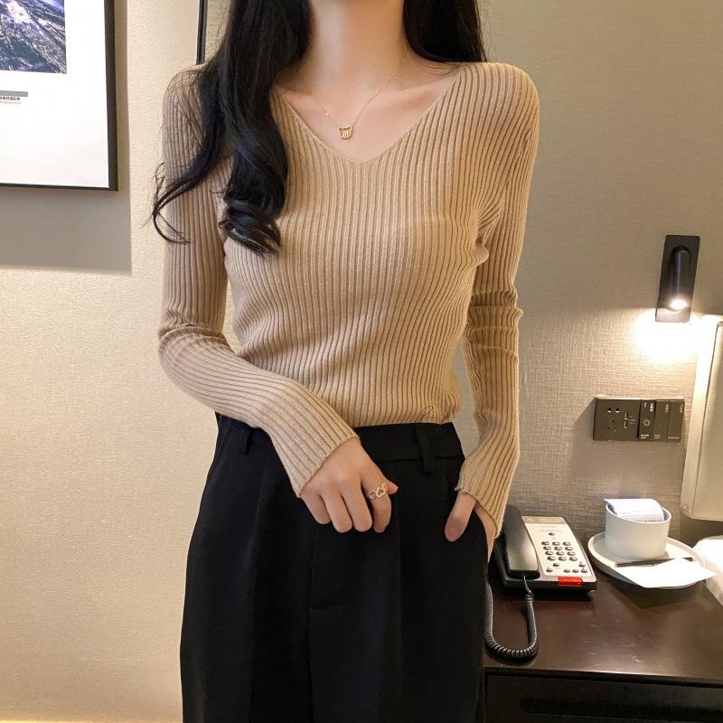 Sweater women's autumn and winter new versatile slim-fitting v-neck bottoming knitted sweater foreign style inner long-sleeved tight top