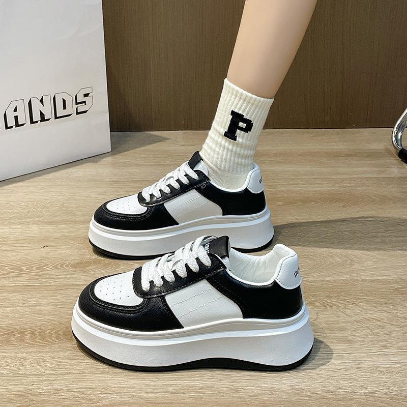 Little White Shoes Women's 2025 New Student Light Casual Versatile Board Shoes Trend Ins Sports Style Platform Single Shoes
