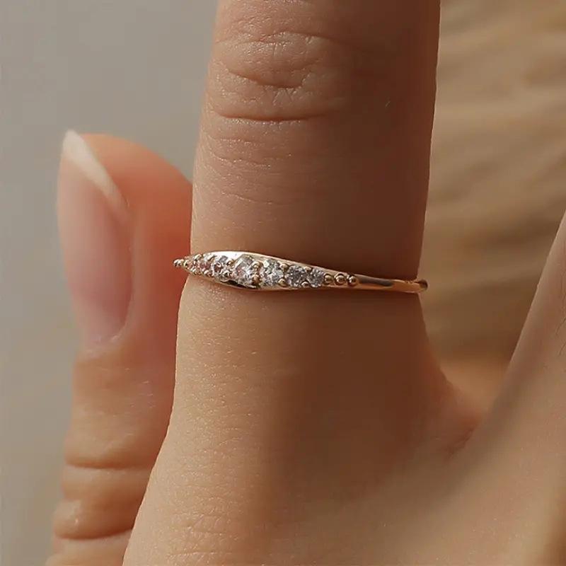 Bague de Petit Doigt Cao Shi Zircon pour Femme - Design de Mode Européen et Américain Bijou de Fiançailles