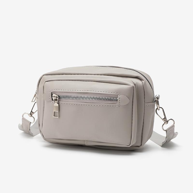 Simple Women's Messenger Bag New Fashion Casual Large Capacity Solid Color Change Bag Pendant Shoulder Bag