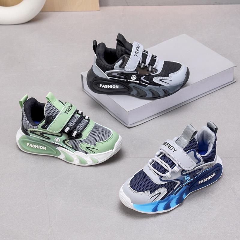 Boys' autumn new mesh breathable medium and older children's lightweight casual sports shoes Velcro fashion children's running shoes