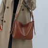 Bucket Bag Autumn and Winter New Messenger Women's Bag Leather Large Capacity High Sense Commuter Bag Versatile