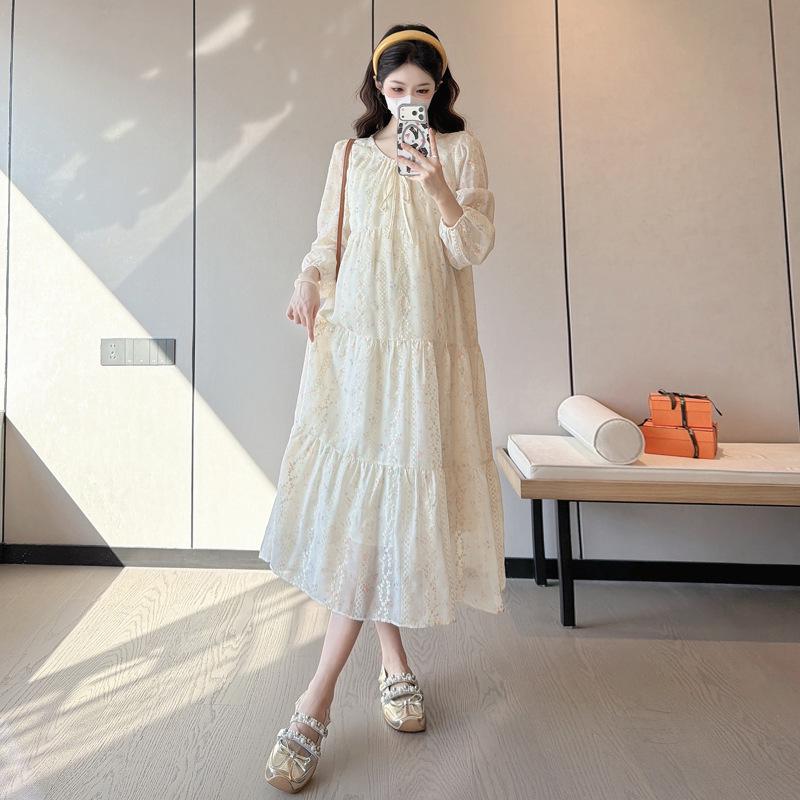 2026 Spring Fashionable Embroidered Korean-Style Sweet Maternity Long Dress