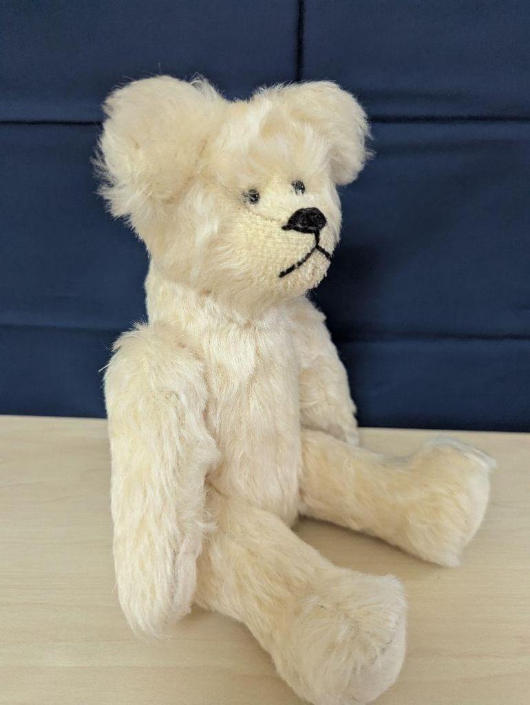 [USED] Handmade cream-colored teddy bear, 25cm
