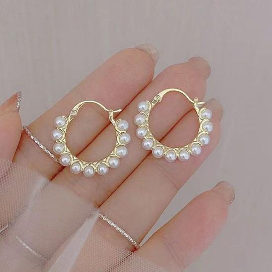 1 Pair Women Hoop Earrings, Snap-On Ear Loop Design Earrings, Imitation Pearl Full Circle Earrings, Large Round Drop Earrings Gift Jewelry