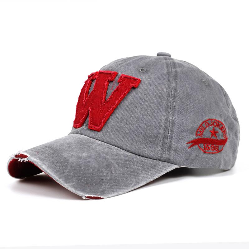 

Spring and autumn hats Korean version tide letter embroidered baseball caps men s and women s casual visors peaked caps are universal in all seasons Adjustable світло-сірого кольору