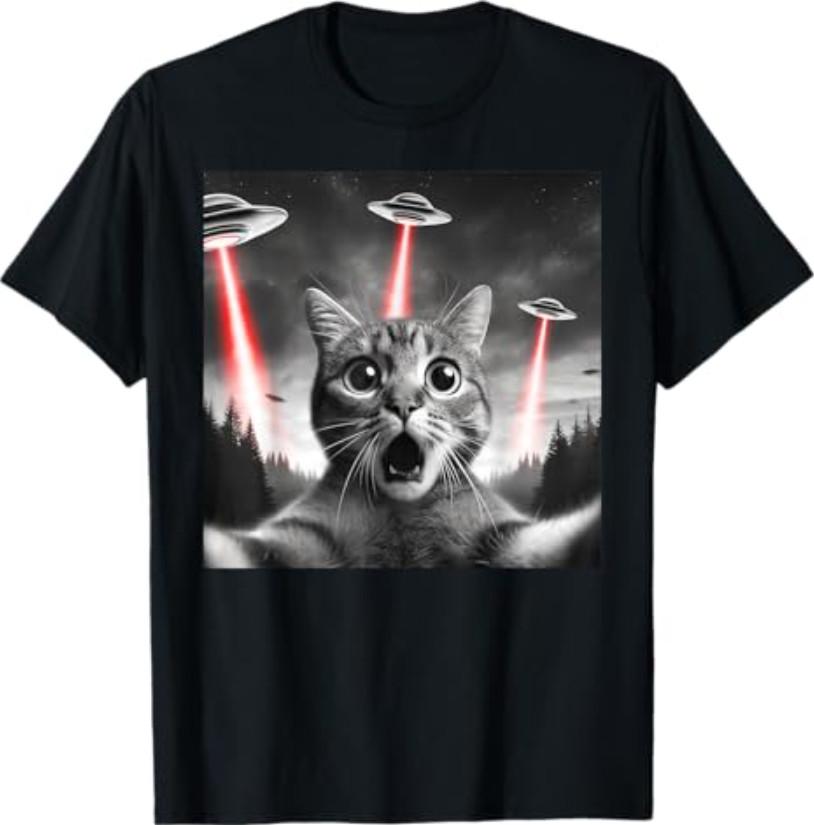 Alien Cat Selfie with UFO T-Shirt S разноцветный