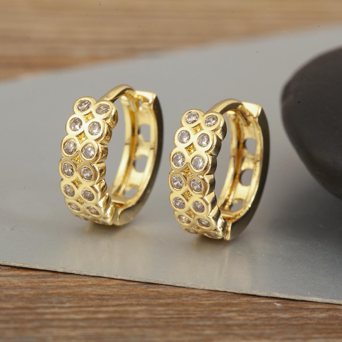 

Nidin New Trendy Female S/M/L Sizes Round Earrings For Women Copper Shiny Crystal Zircon Charm Ear Jewelry Wedding Party Gifts