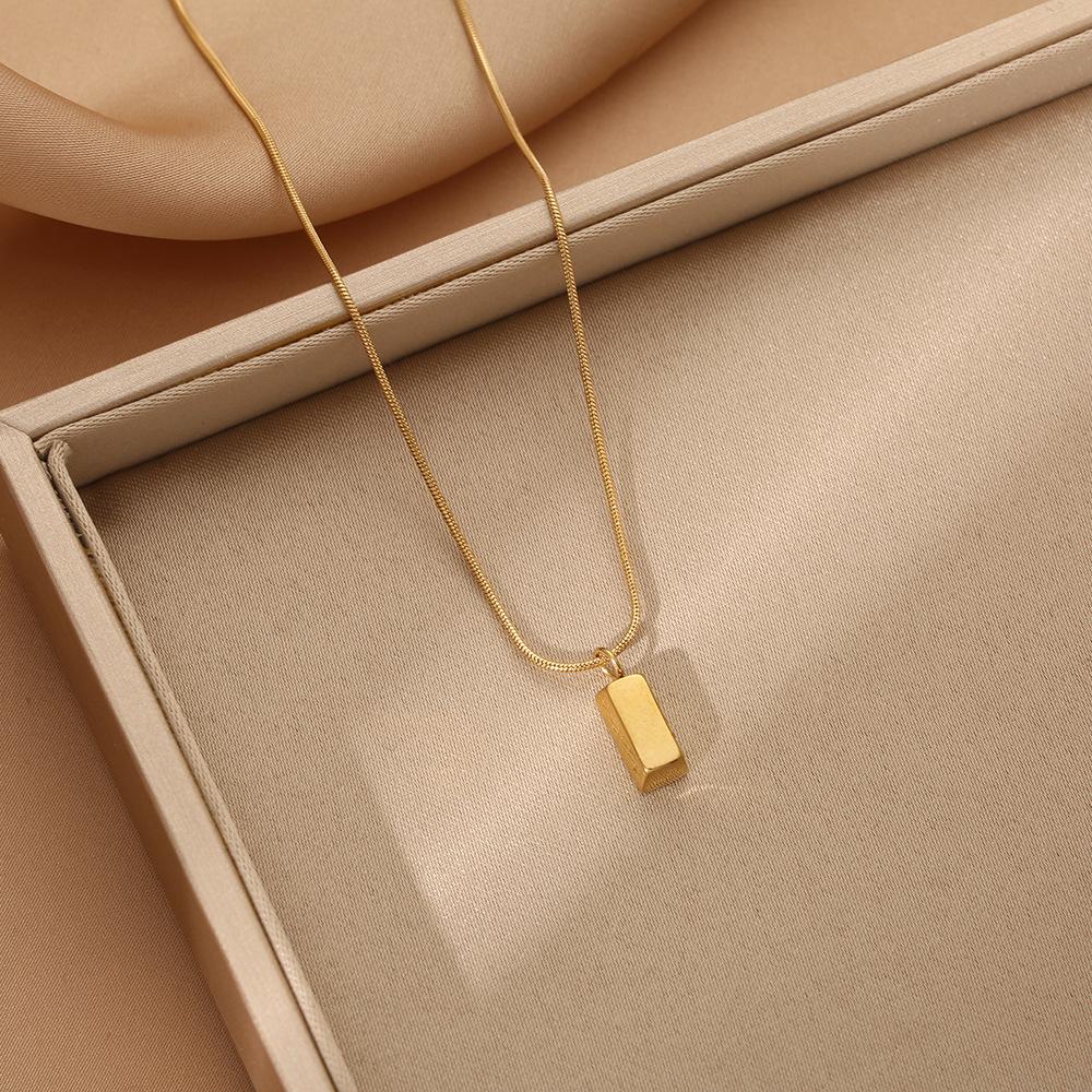 Colier din Oțel Titan Placat cu Aur de 18K, Lanț Claviculă de Înaltă Calitate pentru Femei - Bijuterii care nu se Decolorează