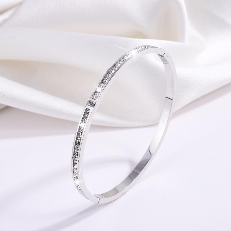 Zlatý titanový ocelový nerezový ocelový intarzovaný zirkonový pozlacený náramek stříbrný klasický jednoduchý styl růžové šaty vhodné pro ženy denní nošení