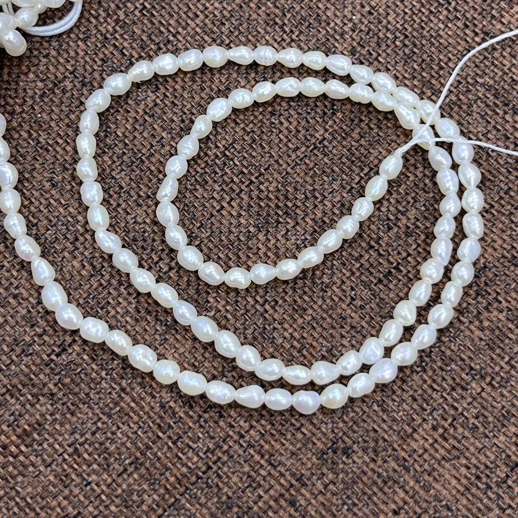 1String, White Natural Freshwater Pearls, Handmade Rice Pearl Beads for Jewelry Making DIY Crafts (Beads 2-3mm, Length 36cm)