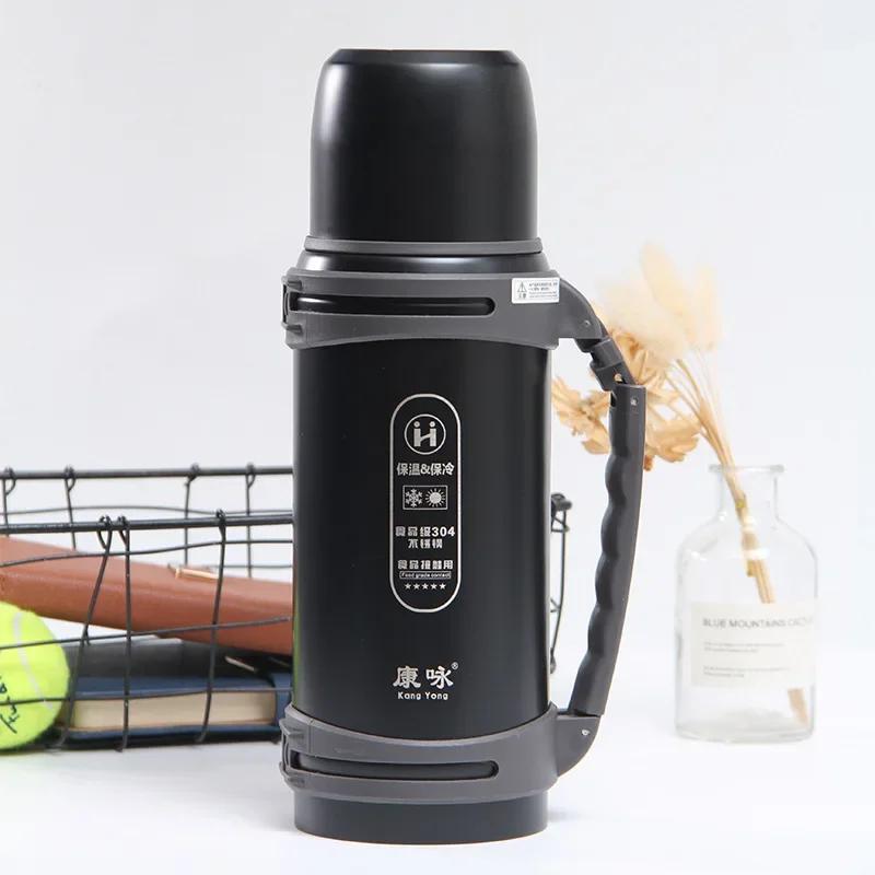 Großvolumiger 304 Edelstahl Vakuum Outdoor Reise Thermobehälter tragbare Bergsteigen Sport Isolierflasche Kessel Großhandel