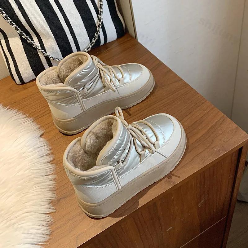 Femmes Nouvelles Bottes d'Hiver d'Extérieur Antidérapantes à Plateforme à Lacets Chaussures de Marche en Coton Féminines Décontractées Imperméables Peluche Chaud Bottes de Neige