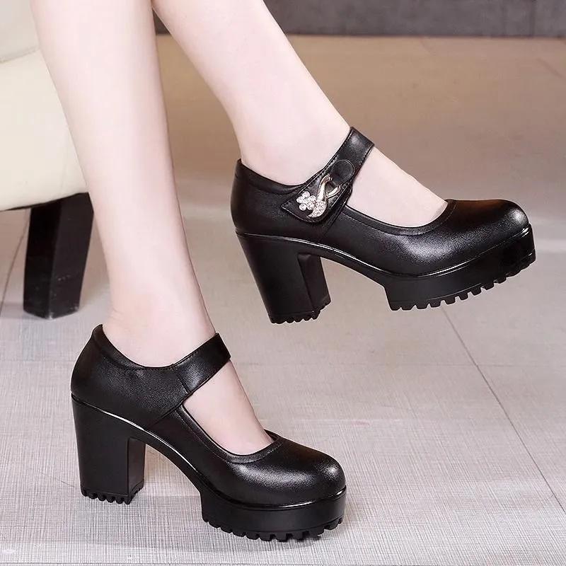 sapatos femininas women fashion sweet black patent leather buckle strap anti skid square heel shoes lady career work shoes ga343