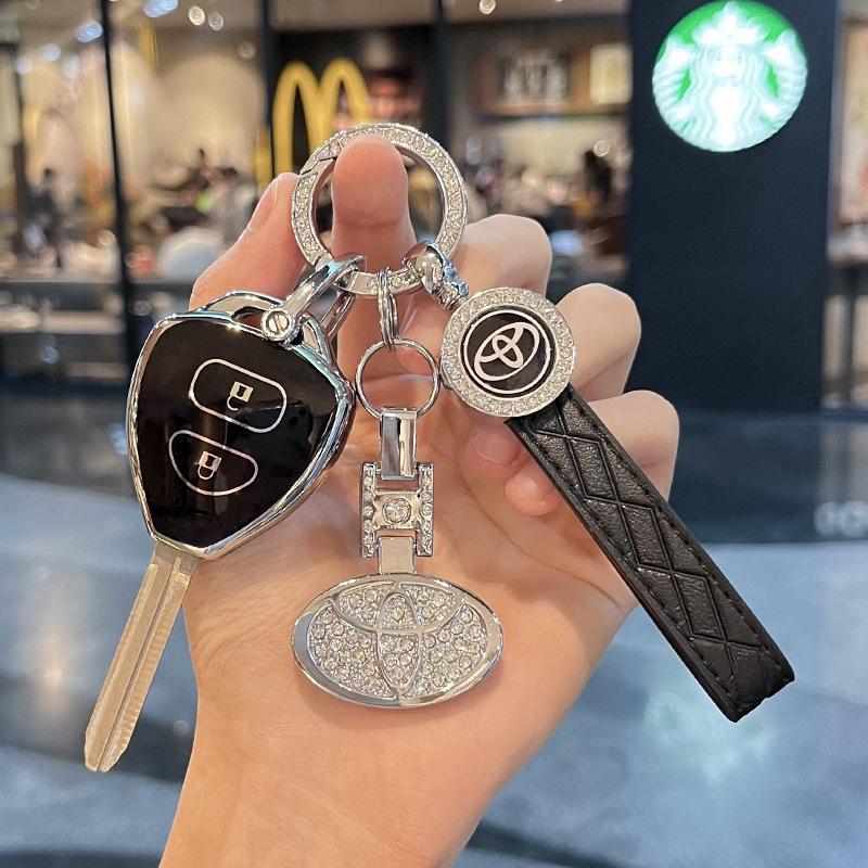 

Корпус автомобильного ключа для Toyota RAV4, Corolla, Crown, Reiz, Prado 2700 - идеально подходит для старых моделей. Standard
