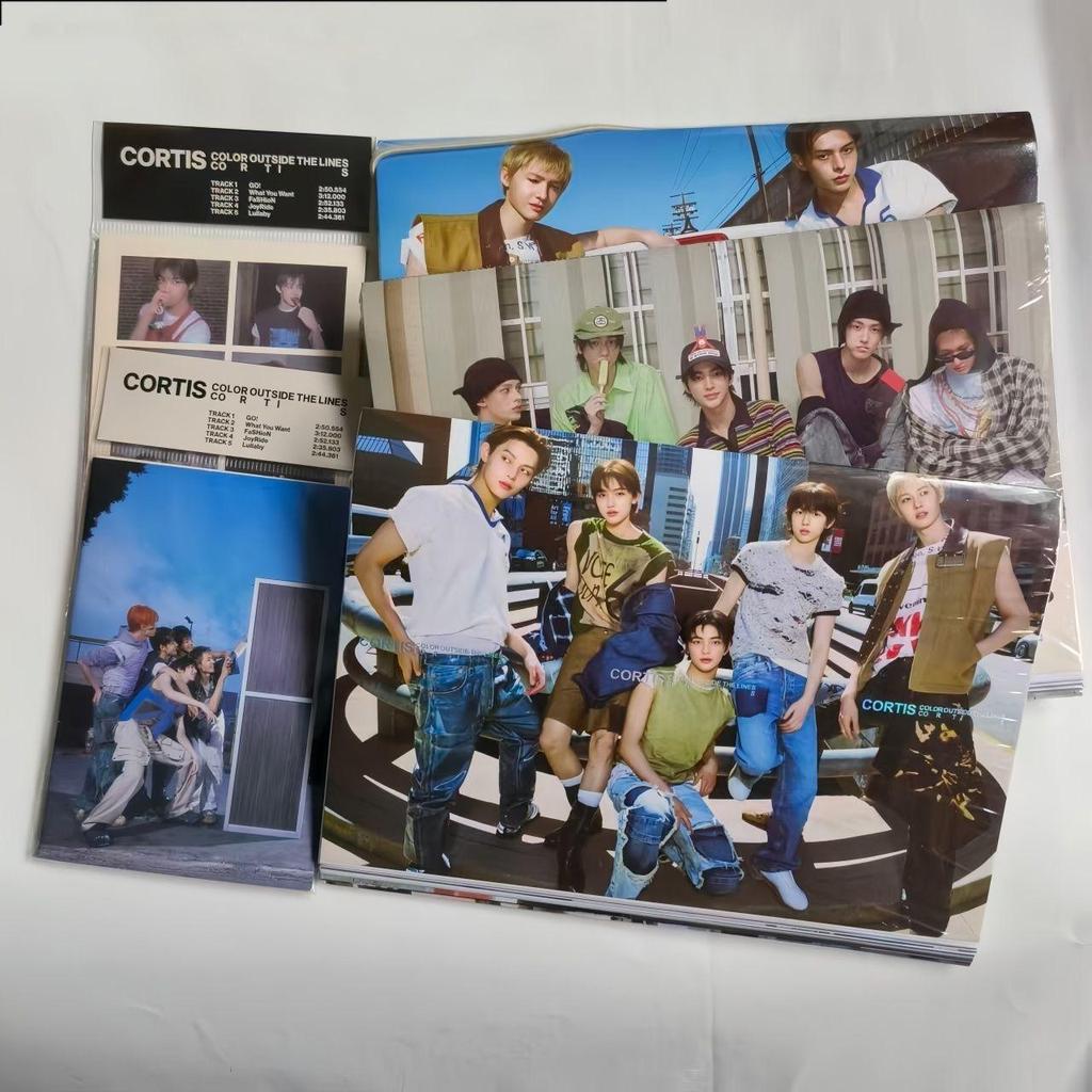 Cortis COLOR OUTSIDE THE LINES Weverse Albums