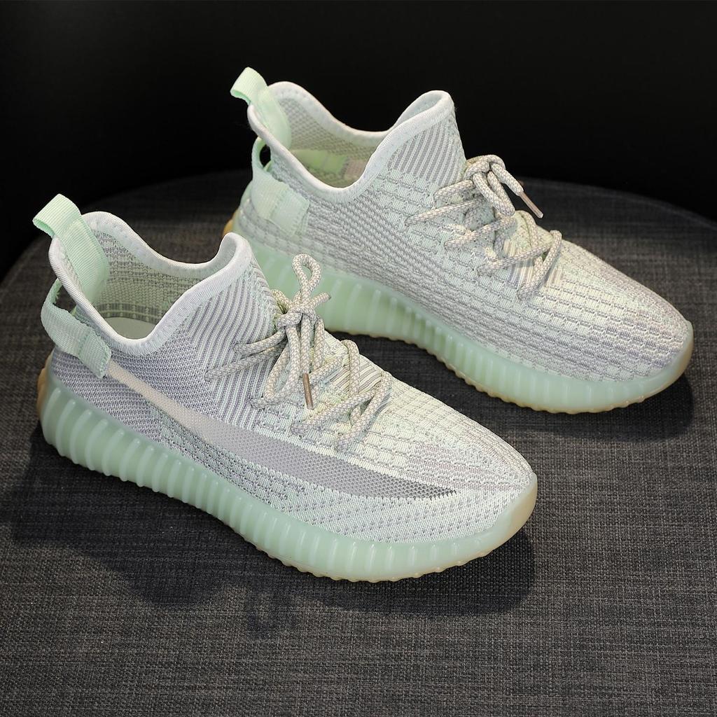 Women's Flyknit Korean-Style Spring 2026 Breathable Fashion Running Shoes