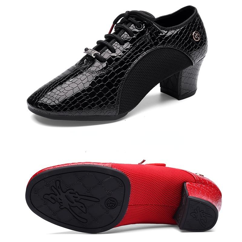 Nowe buty do tańca dla dorosłych w kwadraty Damskie buty do tańca latynoskiego z miękką podeszwą Buty sportowe do ćwiczeń dla nauczycieli Damskie buty do tańca latynoskiego