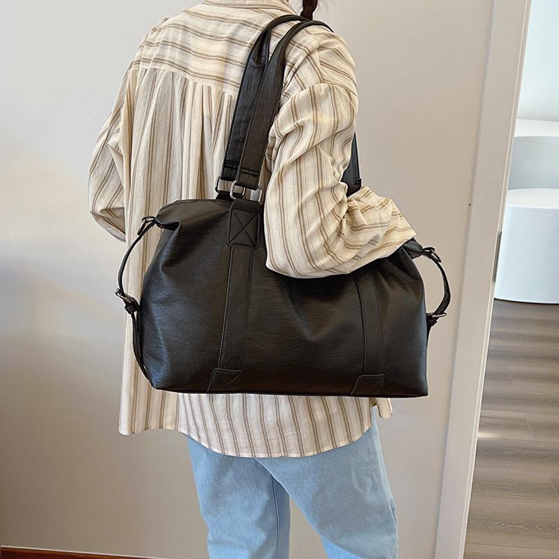 Minimalist Women's Handbag,soft PU Leather Material,large Capacity,solid Color,crossbody Bag,suitable for Travel and Shopping,fashionable Shoulder Bag