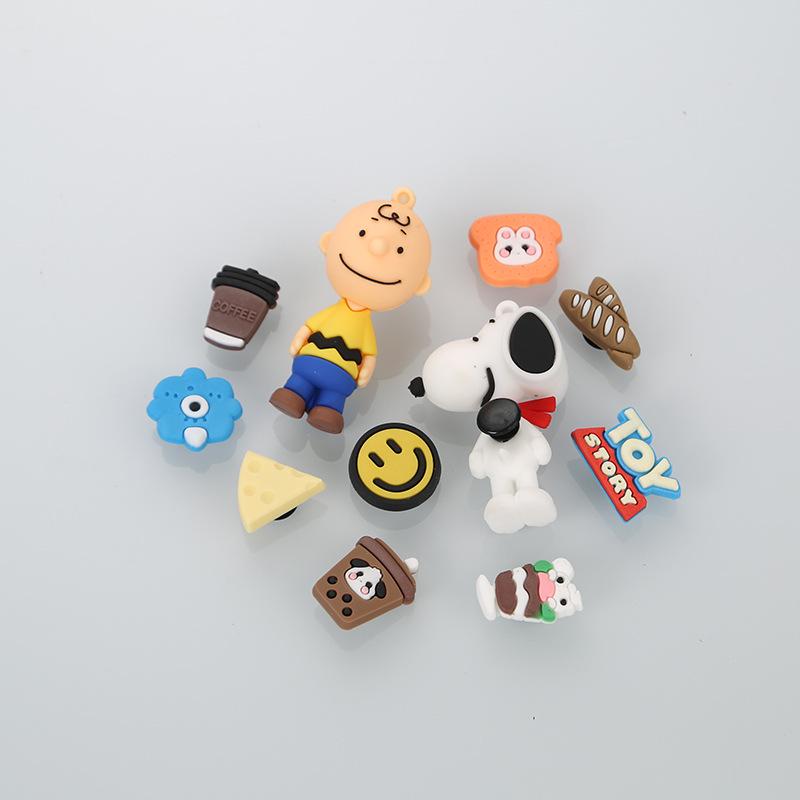 Snoopy 3D Buckle Shoe Decoration - Detachable Cartoon Slipper Accessory