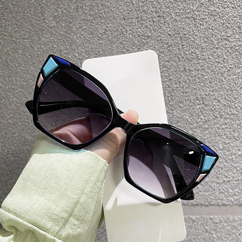 Trendy Retro Leopard Shades Women Oversize Decor Vacation Travelling Sunglasses Stylish Brand Design Beach Sun Glasses