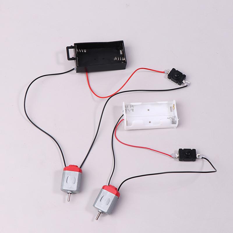 

Black White 130 Motor Kit With 2xAA Battery Storage Case And Switch 16500 RPM Mini DIY Electronic Motor Circuit Models Kit White