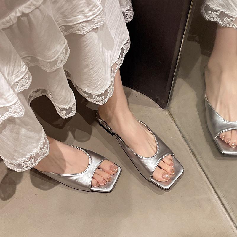 Low-heeled simple slippers open-toed with cool slippers for women's summer wear 2025 new slope heel heightening fish mouth sandals