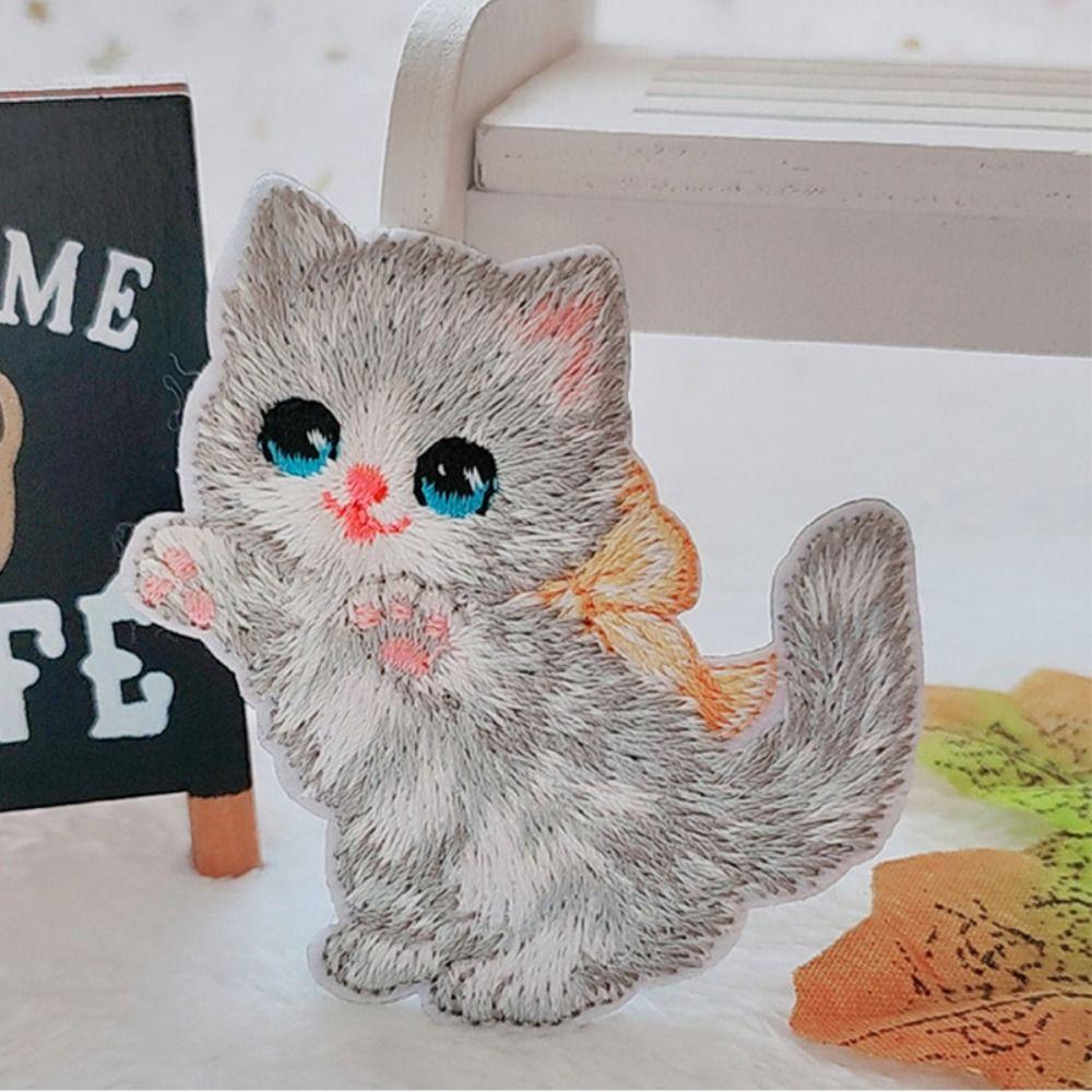 Self-adhesive Cartoon Cat Embroidered Patch Clothes Stickers Clothes Appliques  Sewing