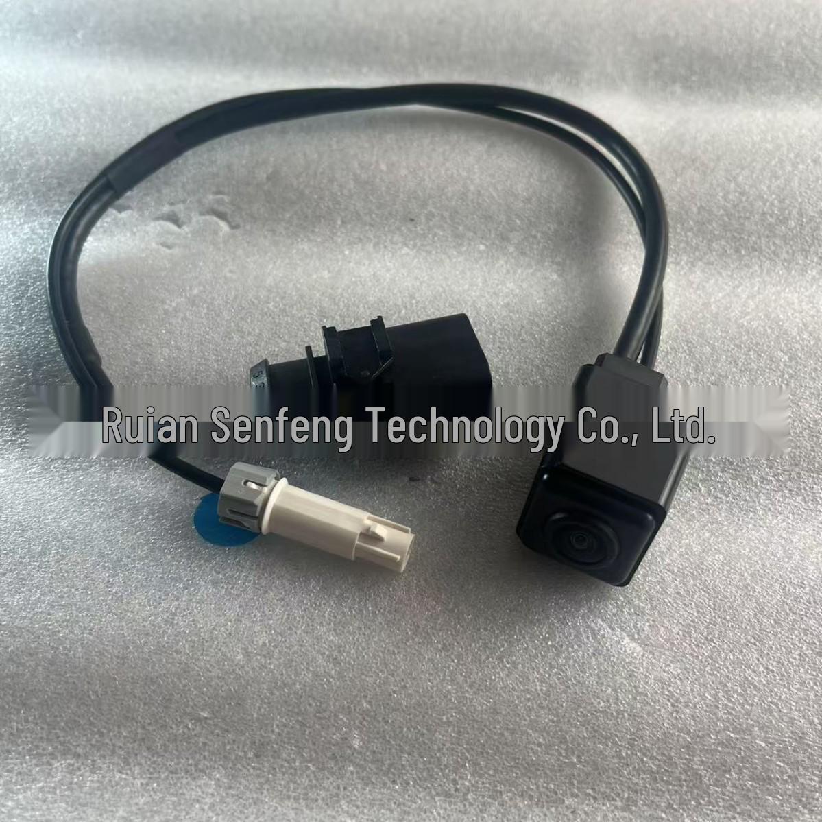 

Rearview Backup Camera for Porsche Macan (2015-21), Parts 95B980551K and 95B980551H ABS high-precision lens, wiring harness, interface