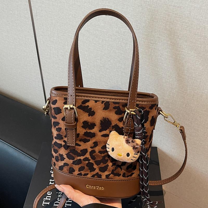Fashion Hand Bucket Bag Women's Autumn New Trendy Retro Simple Shoulder Bag Casual Portable Messenger Bag