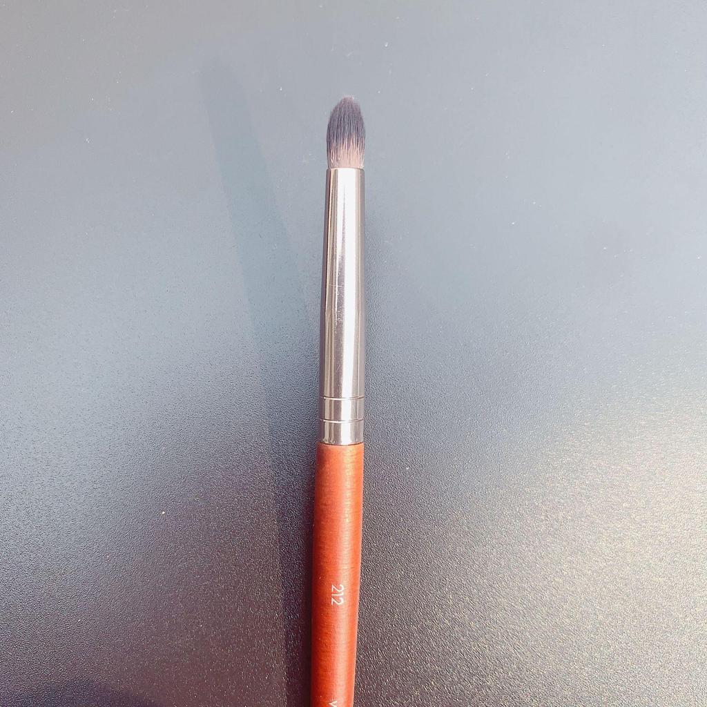 M Series Makeup Brush Set: Powder, Blush, Eyeshadow, Nose, Eyebrow, Blending, Contouring Brush.