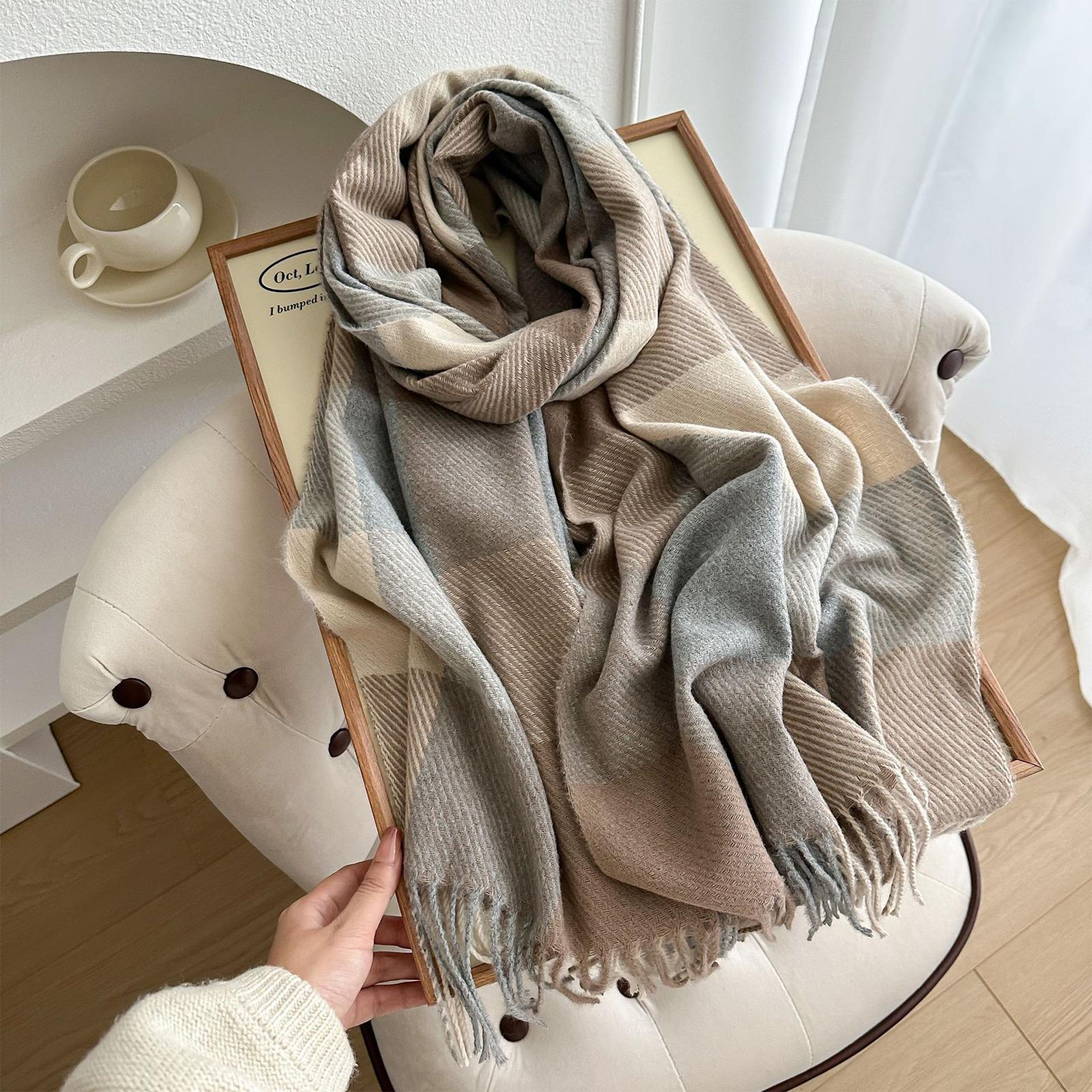 

Classic Block High-end Shawl, Soft And Skin Friendly Tassel Plaid Scarf, Warm Couple Scarf One Size