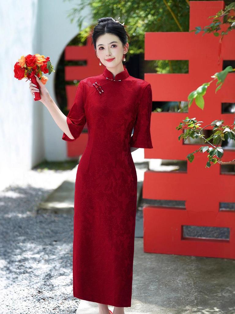 2025 Red Jacquard Lace Qipao: Chinese Style Bridal & Evening Dress for Mother of the Bride