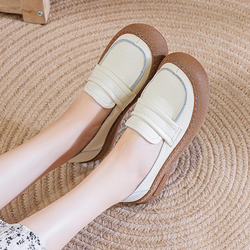 Women's shoes leather medium and new pedal soft sole non-slip comfortable leather shoes mother single shoes flat bottom retro