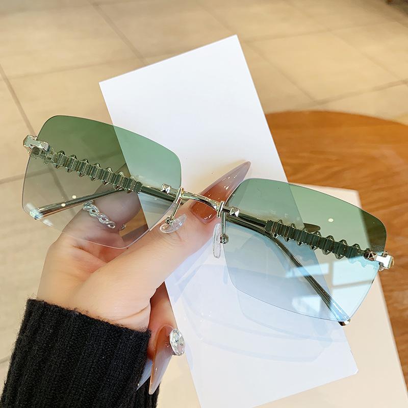 Rimless Rectangle Sunglasses Fashion Women Men Brand Designer Metal Frame Small Square Sun Glasses Luxury Shades Eyewear