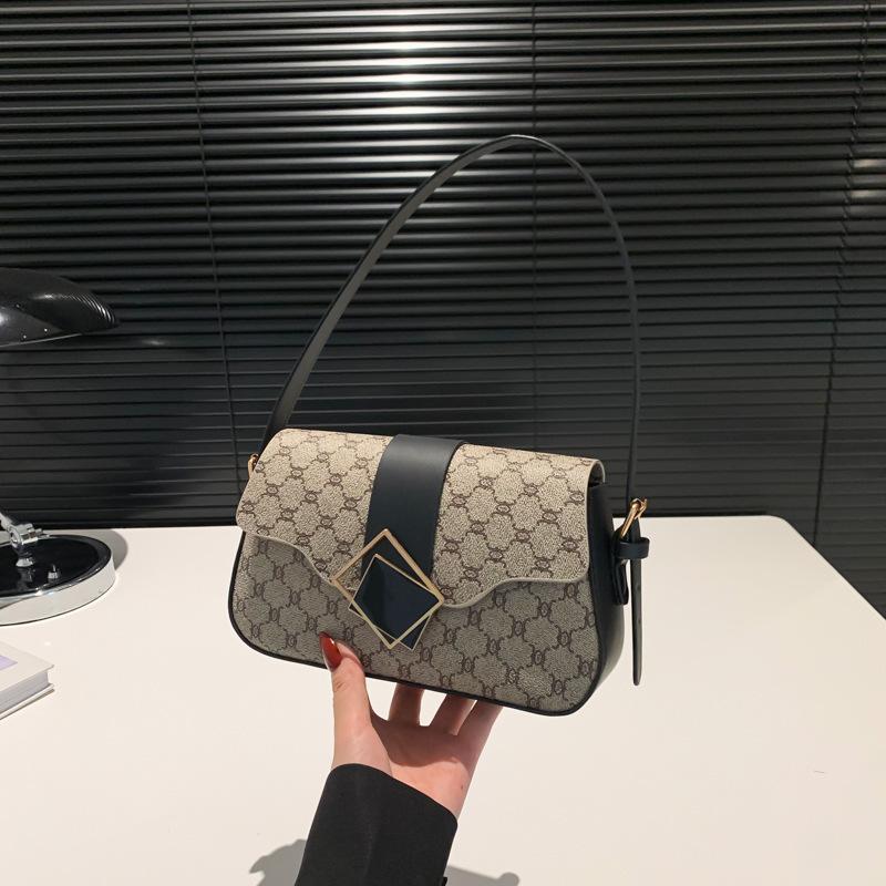 Fashion Casual Women's Small Square Bag Summer Niche Design Retro 2025 Personality Foreign Style Shoulder Portable Women's Bag