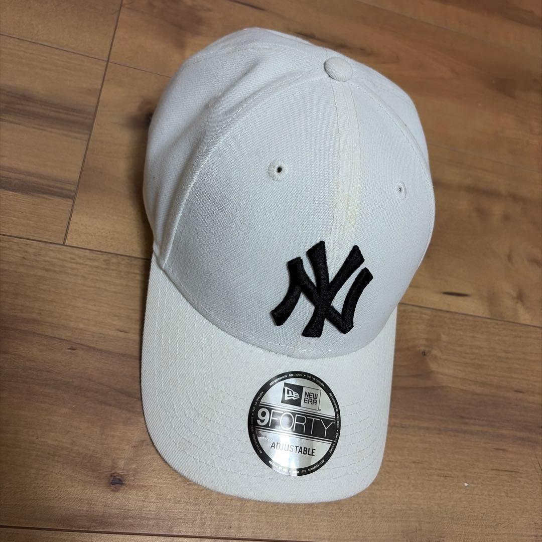 Used new york yankees cap white