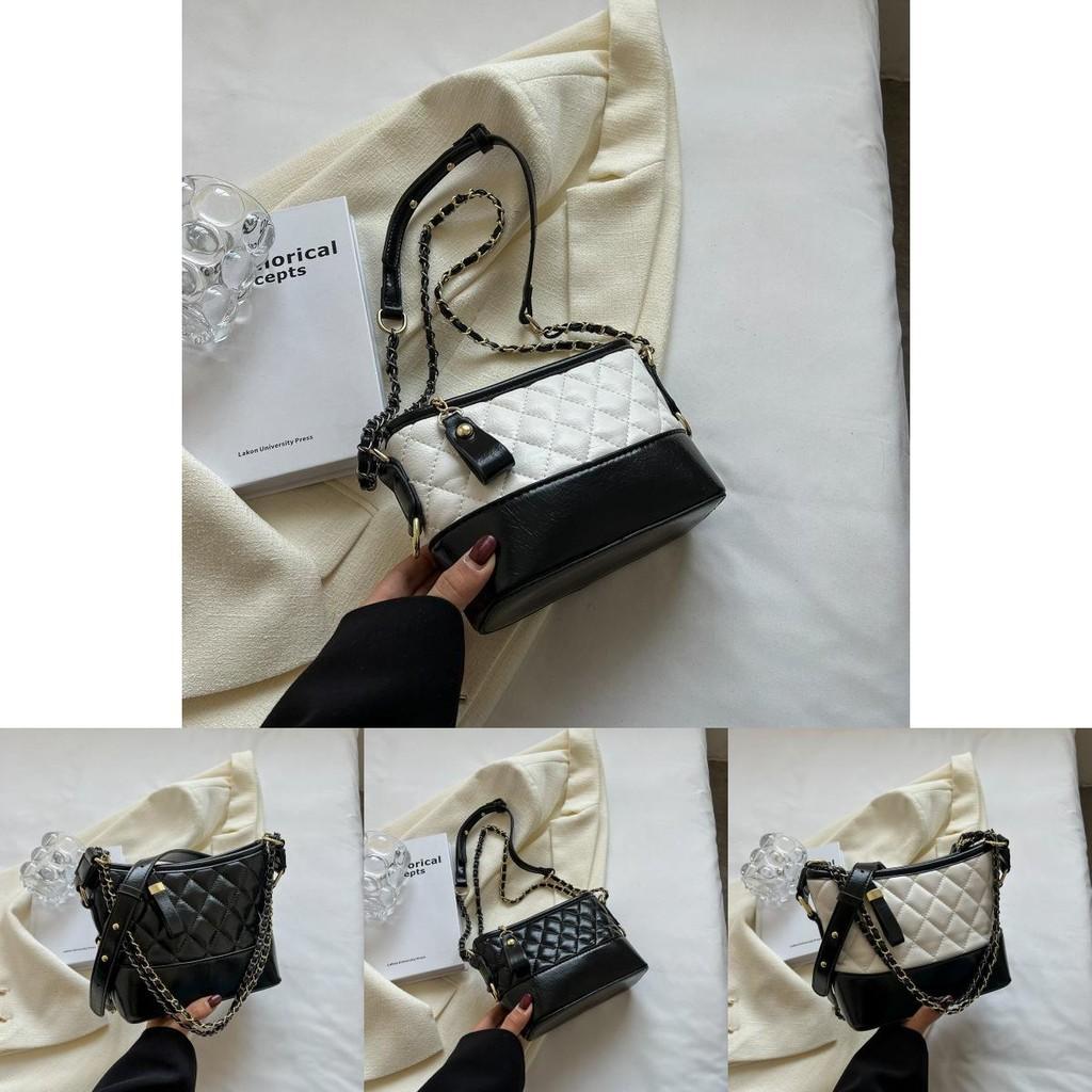 Trendy Quilted Large Chain Shoulder Crossbody Bag For Women Stylish Design And Versatile Use
