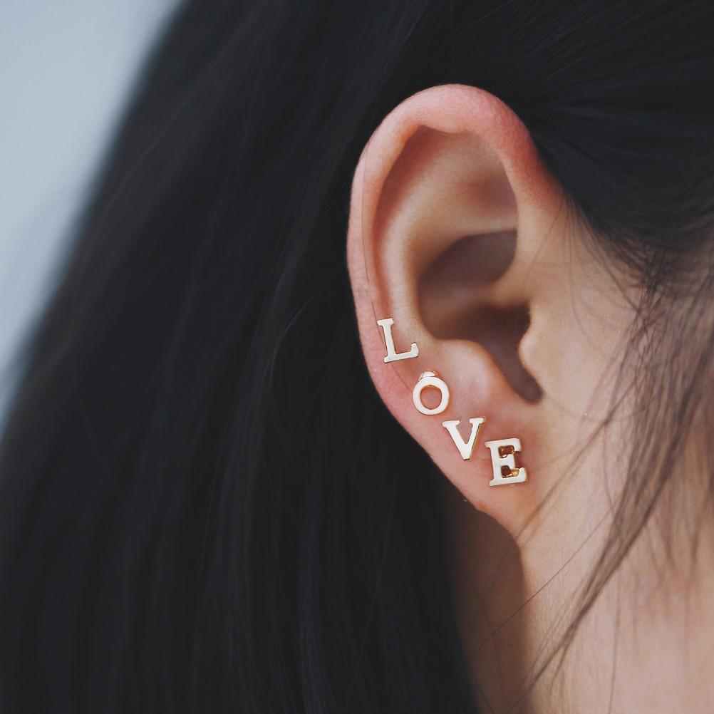 VAttract Letter A to Z Initial Letter Alphabet Stud Earrings