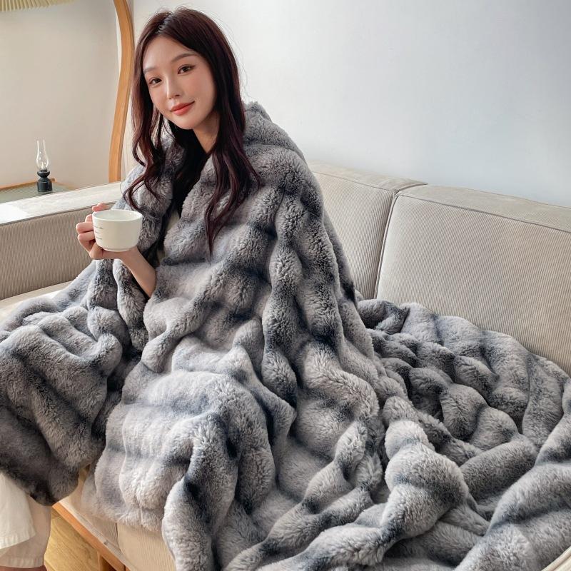 Imitation Rabbit Fur Plush Blanket Double Sided Thick Office Nap Blanket Cover The Bed A Sofa Blanket, Creating An Atmosphere with Printed Blankets