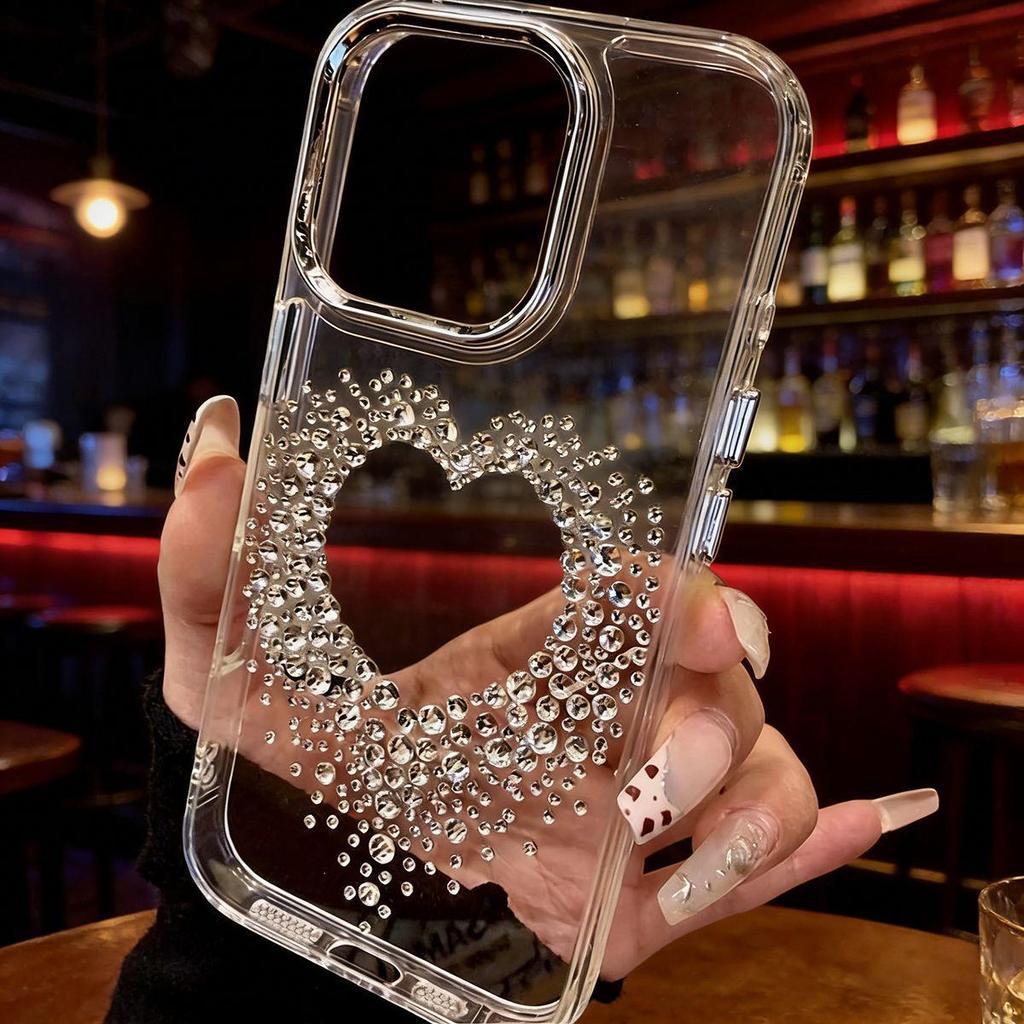 Herzförmige iPhone-Hülle mit Diamanten für Pro Max Modelle (11/12/13/14/15/16)