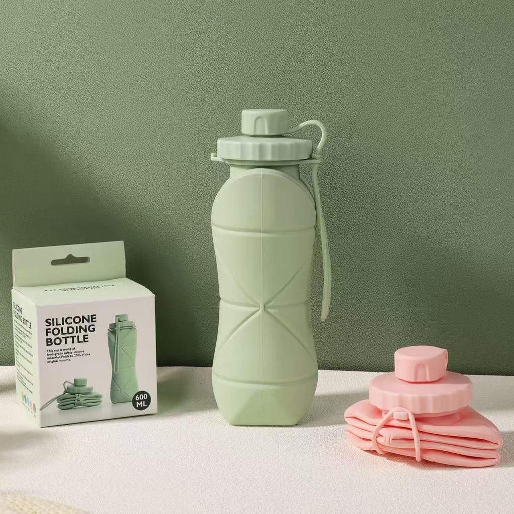 Collapsible High-Temperature Resistant Silicone Water Bottle - Portable & Easy to Store for Outdoor Sports.