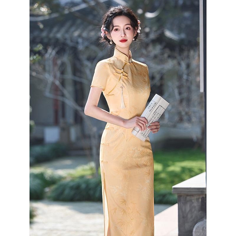 Yellow cheongsam girl new Chinese summer engagement daily can wear simple and elegant temperament waist 1011 new dress
